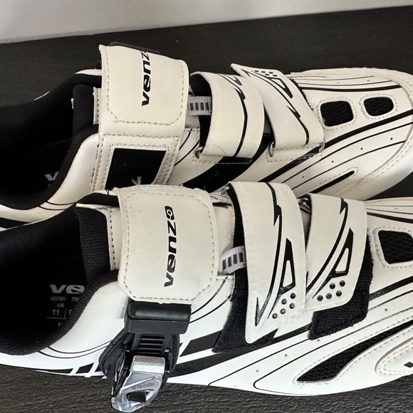 Venzo Women’s Cycling Shoes with Delta Clips — Size 11 | New - Picture 2 of 4
